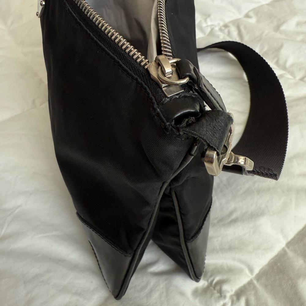 Prada buckle belt shoulder bag Fanny pack - Picture 4 of 16